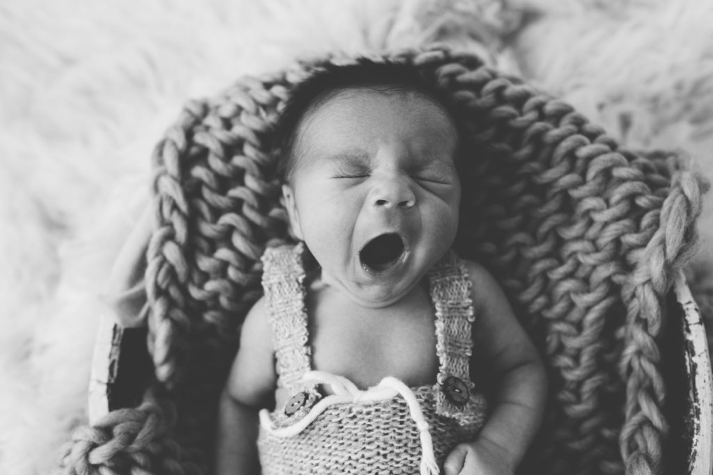 gta-durham-toronto-oshawa-newbornphotographer-newbornphotography-babyboy-cream-infertility-cest-lamour-photography-babyyawns-blackandwhite