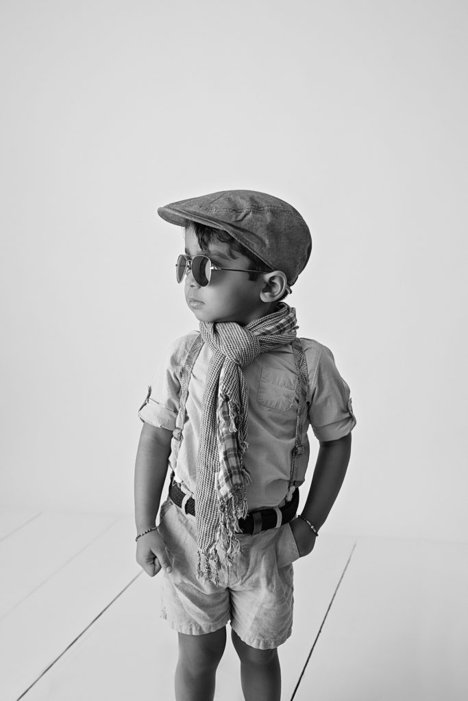 Oshawa-Family-Photographer-Oshawa-Family-Photography-Boy-Styled-Hat-Scarf-Glasses-babyboy-2