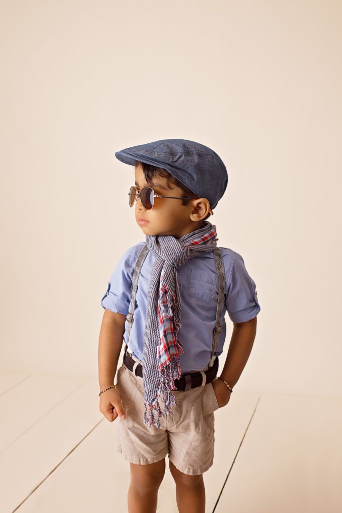 Oshawa-Family-Photographer-Oshawa-Family-Photography-Boy-Styled-Hat-Scarf-Glasses-babyboy